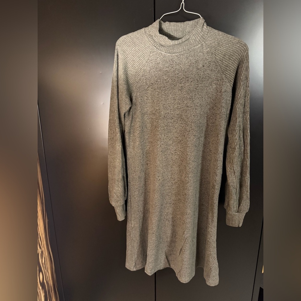 love, Fire Gray Knit Dress